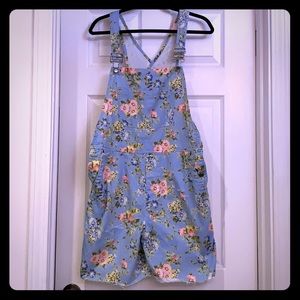 Floral cutoff overalls